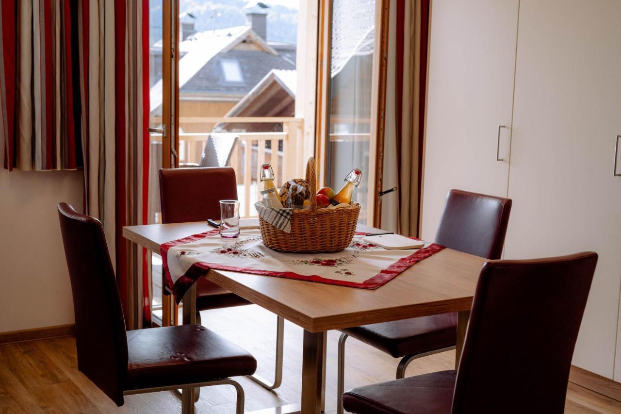 Hotel Haus Schluder - Familie Stanitzer Weissensee Esterno foto